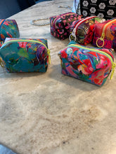 Load image into Gallery viewer, Small Pouch Blue Multi with yellow zipper
